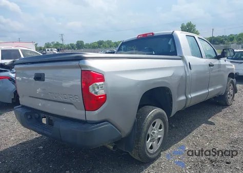 2015 Toyota Tundra Sr 4.6L V8 z USA, uszkodzony, nr VIN 5TFRM5F15FX083238